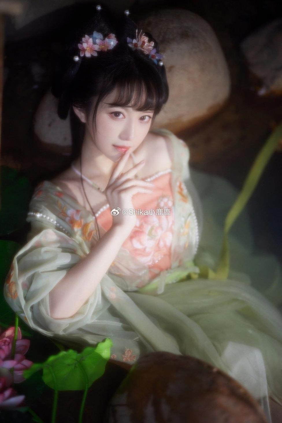 Shika小鹿鹿剧情，如此精彩，图包甚至超美
