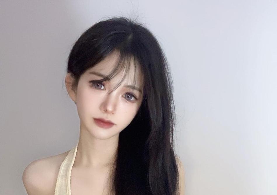 倦倦喵汉服下载：作品独家，图片展示虚拟与现实的奇妙融合