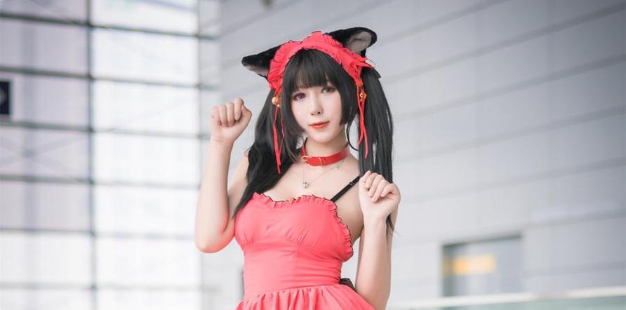 清晨，小酥酱黑米粥水手服下的高清海面摄影。