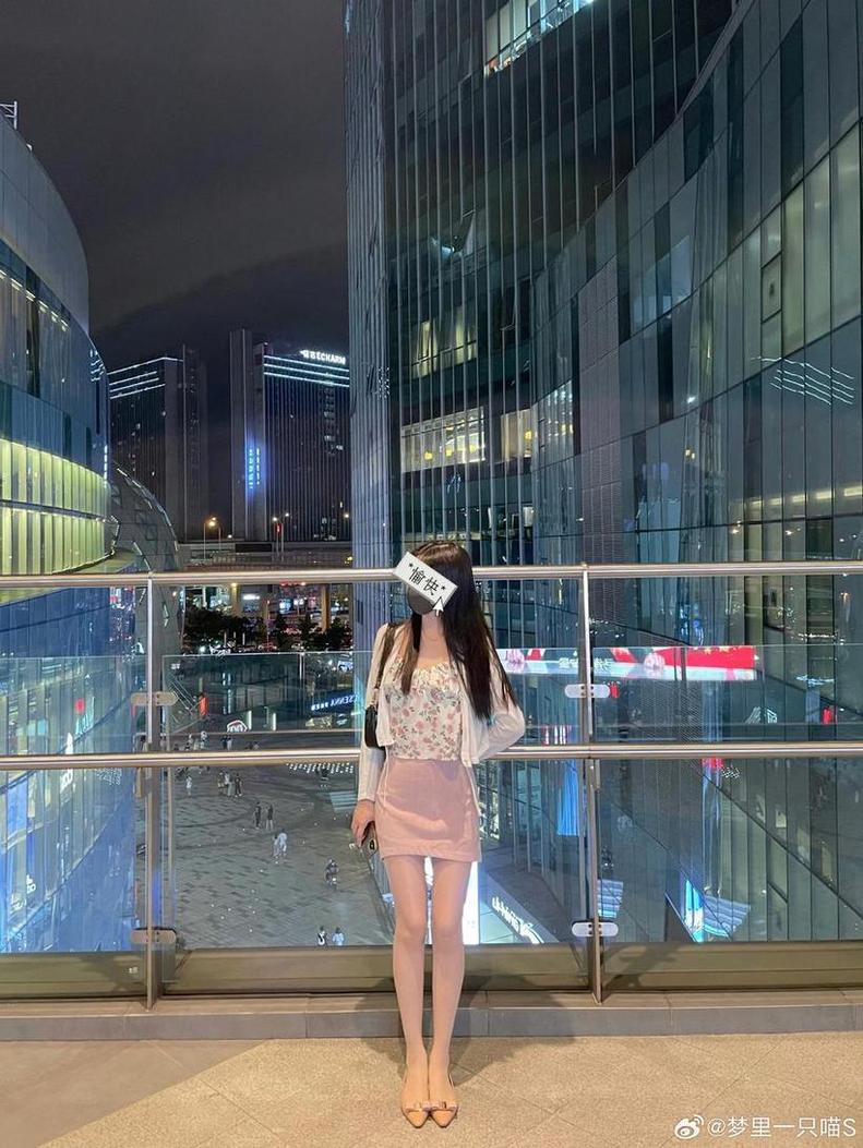梦里一只喵灰丝 美图欣赏，猫咪迷们必看。