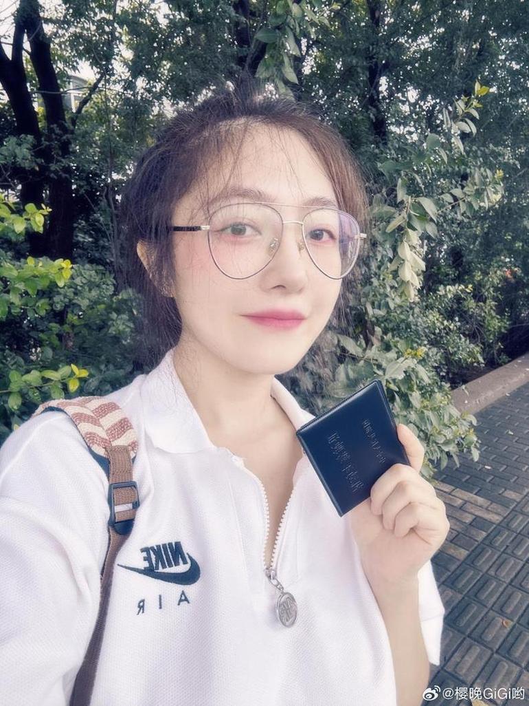 樱晚gigii褔利cosplay图片集，带你领略最魅惑的视觉盛宴