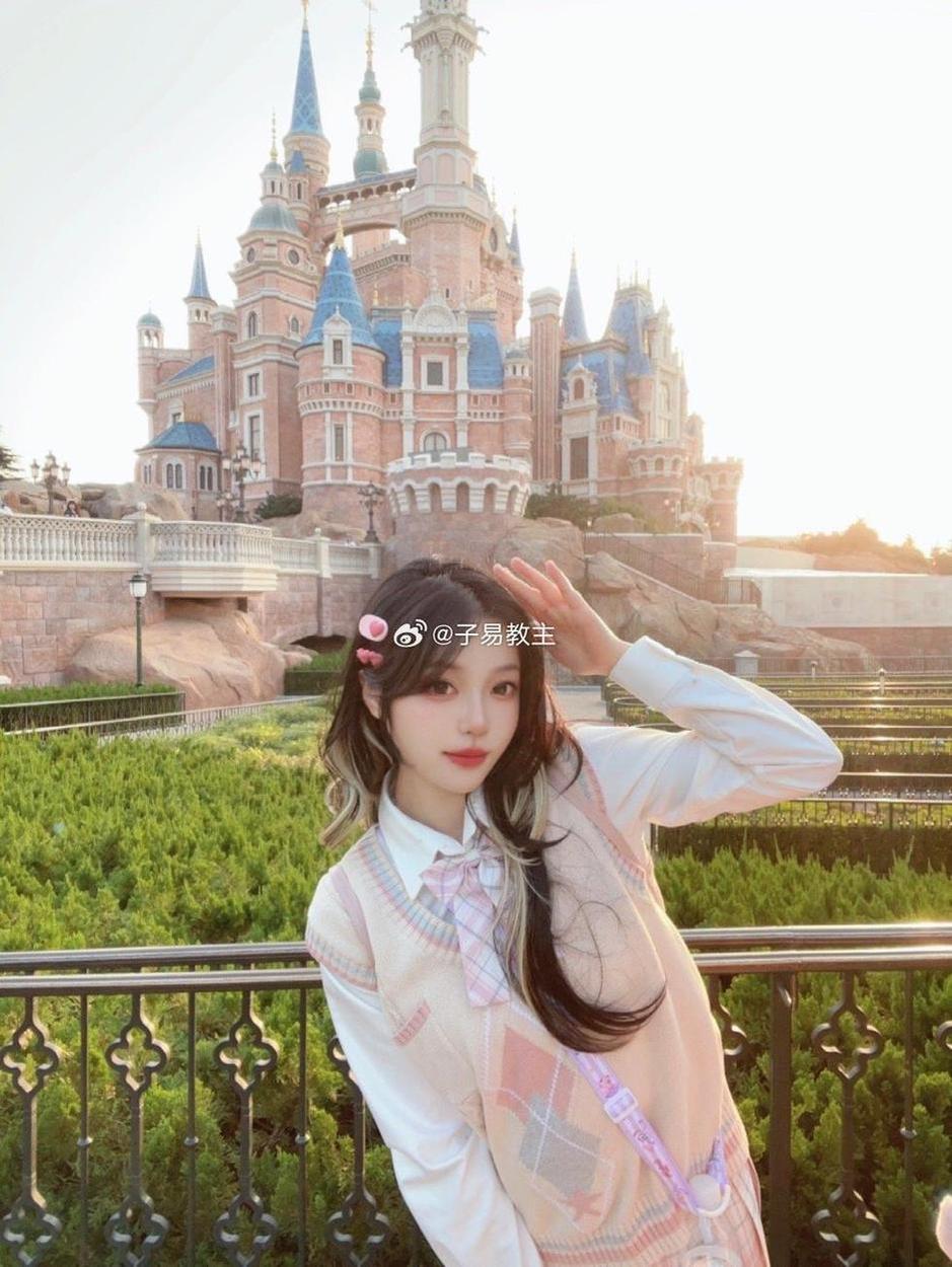 畅游摄影之美：白易子教主日历作品集