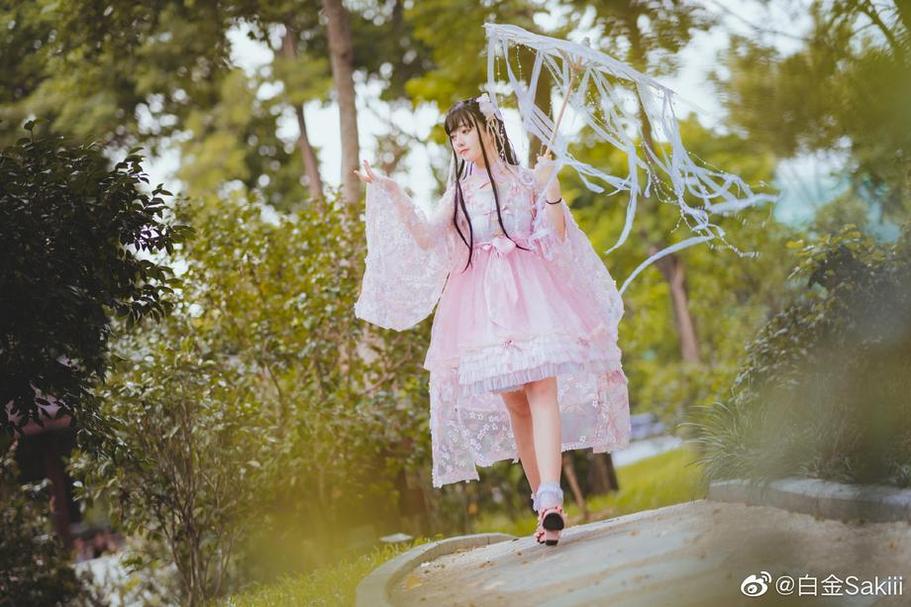 摄影艺术大师：白金saki9套密码的代表作品