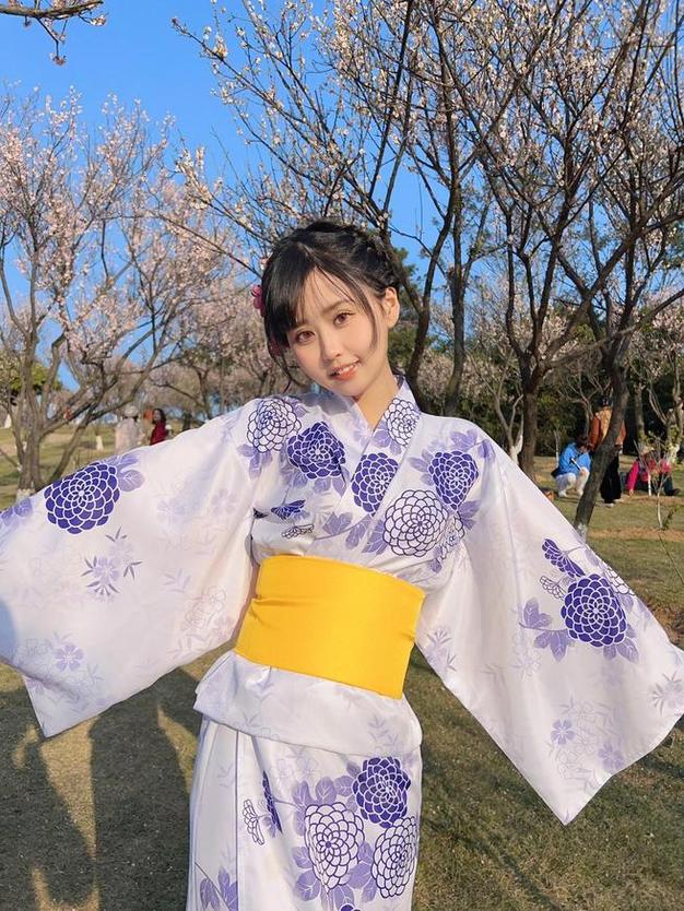 绝对领域萌芽儿经典美图拍摄