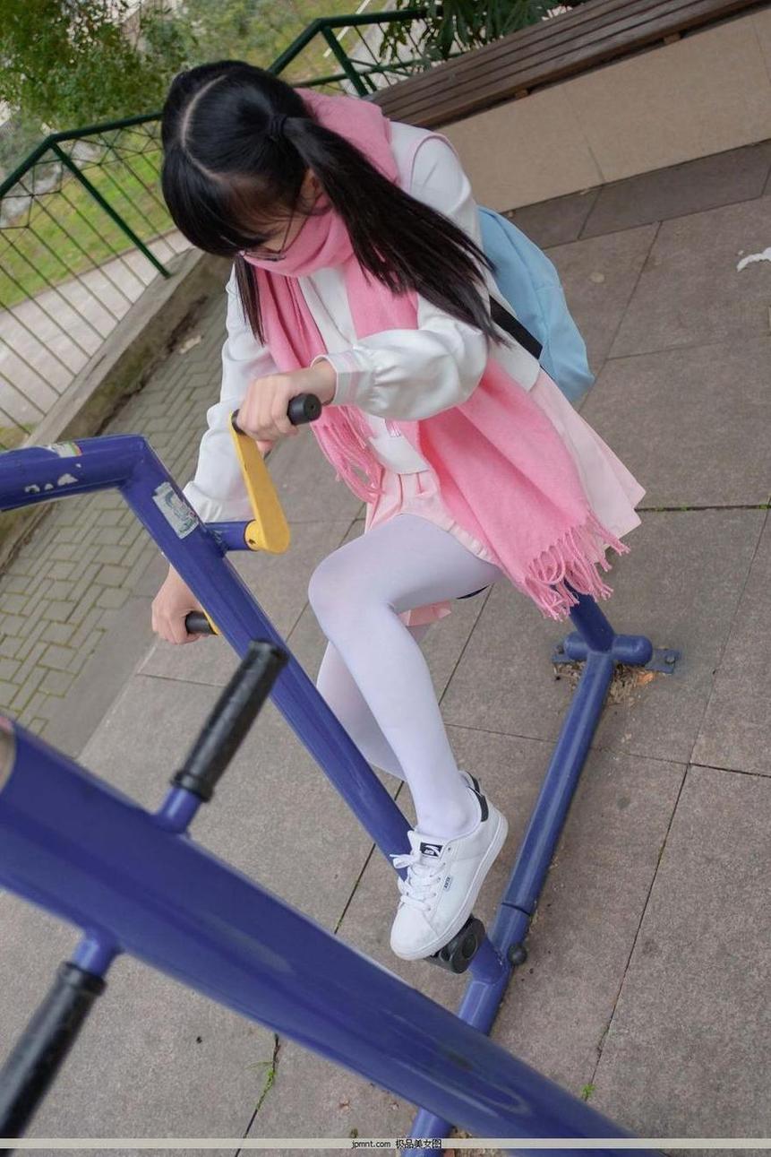 “阿诺不是施瓦辛戈少女”cosplay图包，一次下载全
