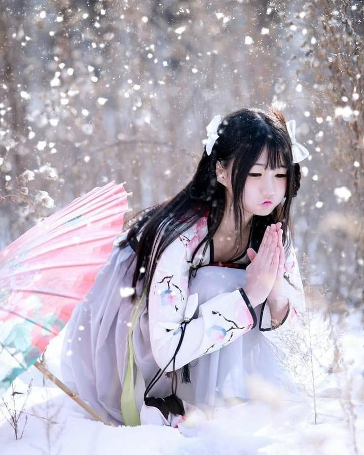 经典角色再现，芭芭拉魔物喵自cosplay原图刷新认知
